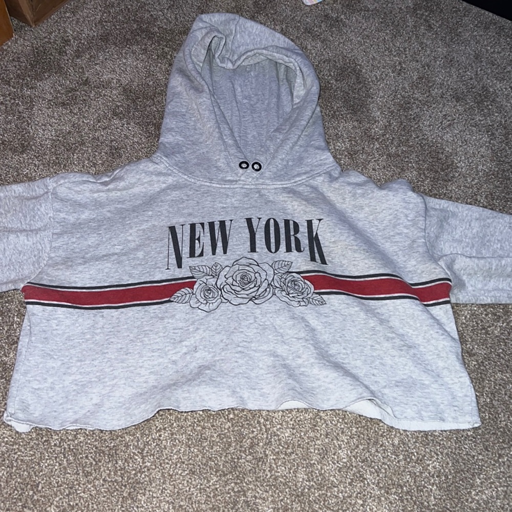 Women's cropped long sleeve
